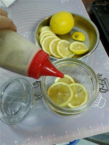 超详细100%成功的蜂蜜柠檬水的做法图解8