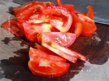 红黑米，西红柿蛋炒饭的做法步骤4