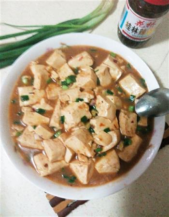 超简单的桂林辣椒酱炖豆腐的做法图解1