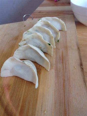 韭菜饺子的做法步骤3