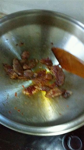 花菜炒肉的做法步骤2