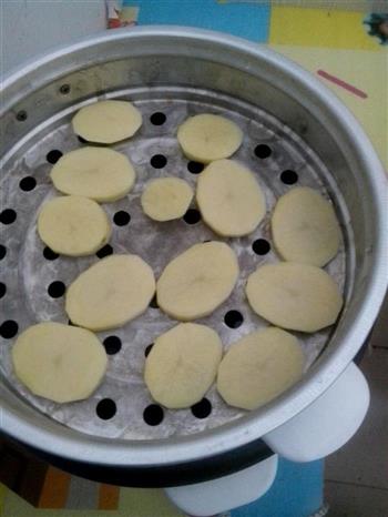奶香土豆泥的做法步骤1