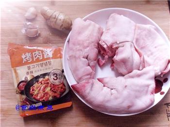 韩式烤猪蹄的做法步骤1
