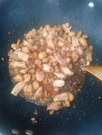 四季豆炒肉的做法步骤2