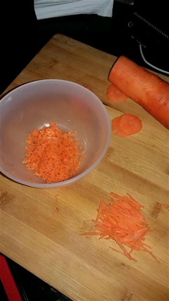 胡萝卜煎蛋的做法步骤1