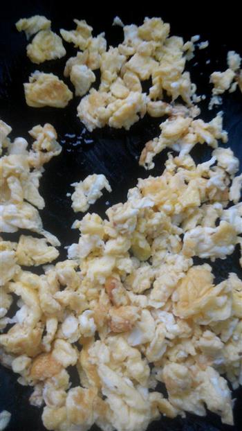河南特色-鸡蛋韭菜粉条冰花煎饺的做法步骤4