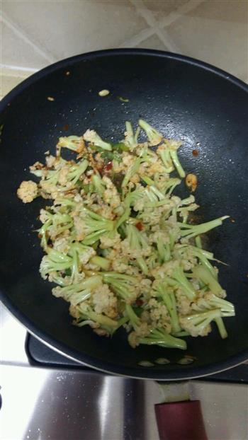 干锅有机花菜的做法步骤6