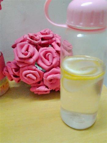 清新柠檬水的做法步骤1