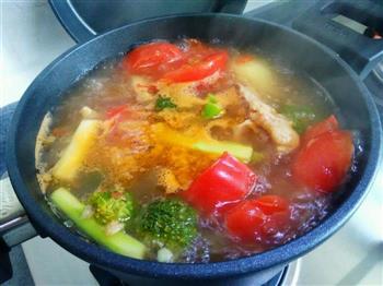 番茄土豆牛尾汤的做法步骤11