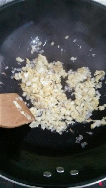 葱花-香肠-蛋炒饭的做法步骤6