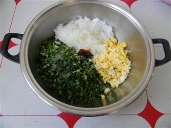 胡萝卜韭菜鸡蛋饺子的做法步骤8