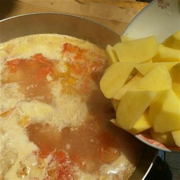 土豆西红柿肉丸汤的做法图解5