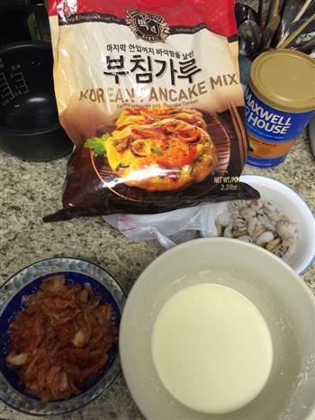 韩国泡菜海鲜饼的做法图解1