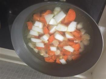 山药胡萝卜冬瓜汤的做法图解3