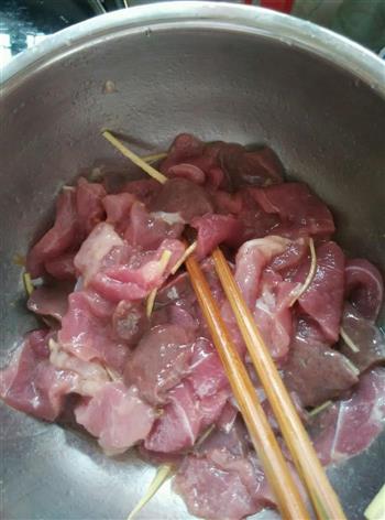 猪肝瘦肉枸杞叶汤的做法图解1