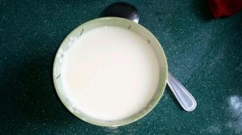 姜汁撞奶-用蒸的方法，献给那些撞不成功的盆友的做法步骤4