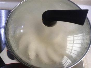 香菇豆腐素锅贴的做法步骤10