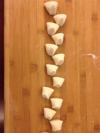 香菇豆腐素锅贴的做法图解4