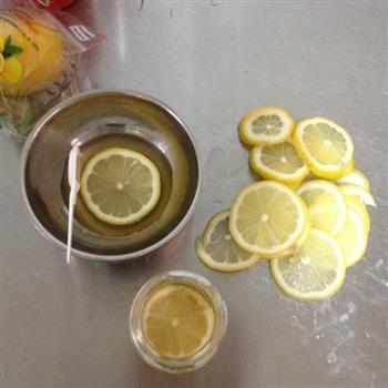 柠檬蜂蜜水的做法步骤4