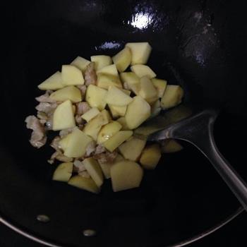 土豆豆角焖面的做法步骤2