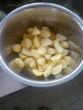 土豆鸡块的做法图解2