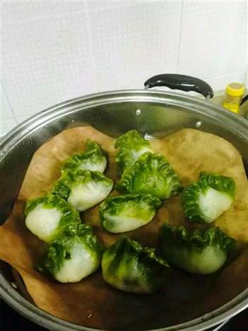 翡翠白菜饺子的做法步骤5
