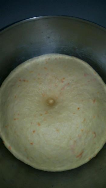 玉米面，胡萝卜面包的做法步骤2