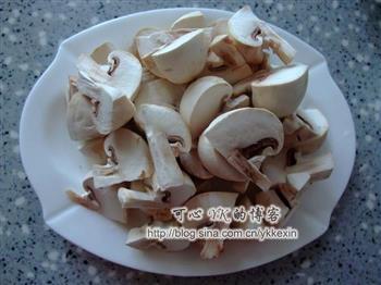 清炒芦笋口蘑的做法步骤5