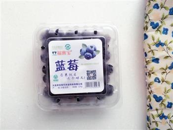 Q子自制蓝莓果酱的做法步骤1