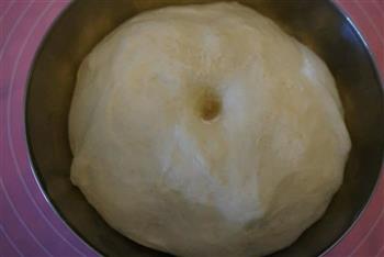 酸奶豆沙小面包的做法图解3