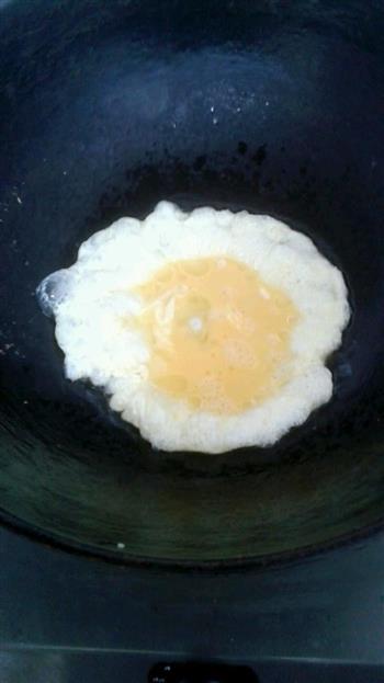 黄瓜黑木耳炒蛋的做法步骤4
