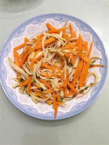 杏鲍菇炒胡萝卜的做法步骤2