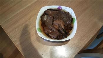 松茸土豆炒肉片的做法步骤1
