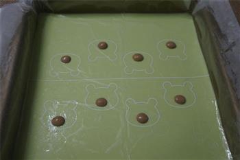 小熊彩绘蛋糕卷的做法步骤7