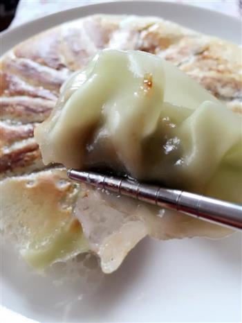 杨的翡翠冰花煎饺的做法步骤10