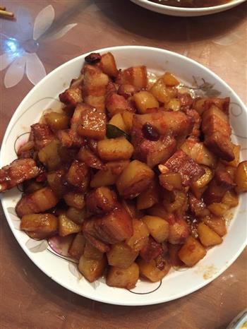红烧肉炖土豆的做法图解2