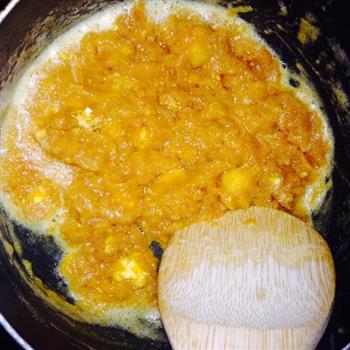 蛋黄焗南瓜的做法图解7