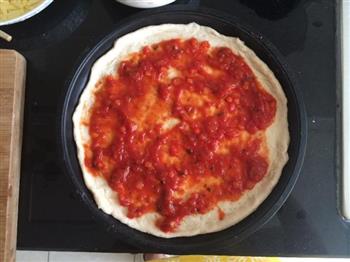 培根披萨的做法步骤3
