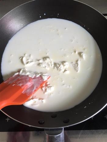 牛奶椰丝小方的做法步骤3
