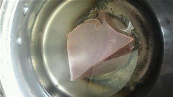 菠菜猪肝粥的做法步骤1