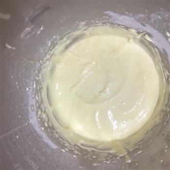 酥脆的奶香曲奇的做法步骤3