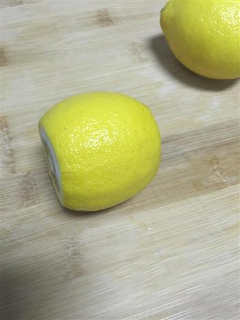 最养颜的蜂蜜柠檬茶的做法步骤3