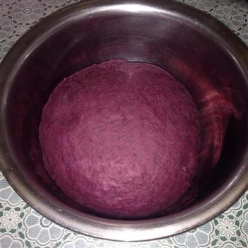 紫薯蔷薇馒头的做法图解2