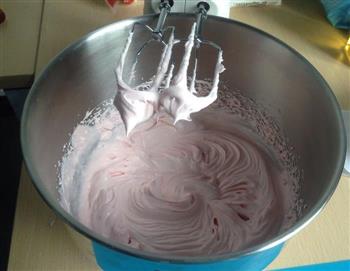 草莓味奶油戚风蛋糕卷的做法图解13