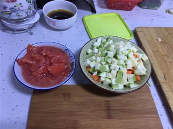 培根蔬菜汤的做法步骤1