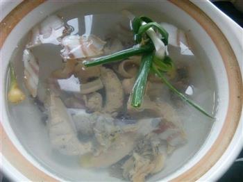 咸肉河蚌豆腐汤的做法图解5