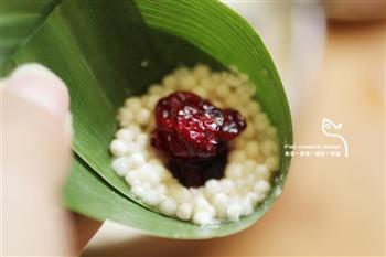 蔓越莓雪菊茶晶粽的做法图解5