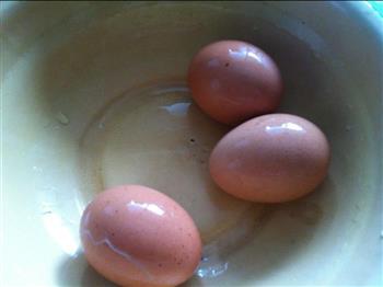 西兰花鸡蛋沙拉的做法步骤1