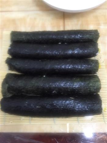 紫菜寿司卷的做法步骤7