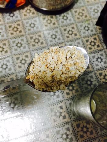 DIY晚餐-羊奶燕麦的做法图解2